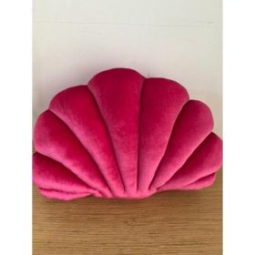 Shell Pillow (Option: Rose Red-M)